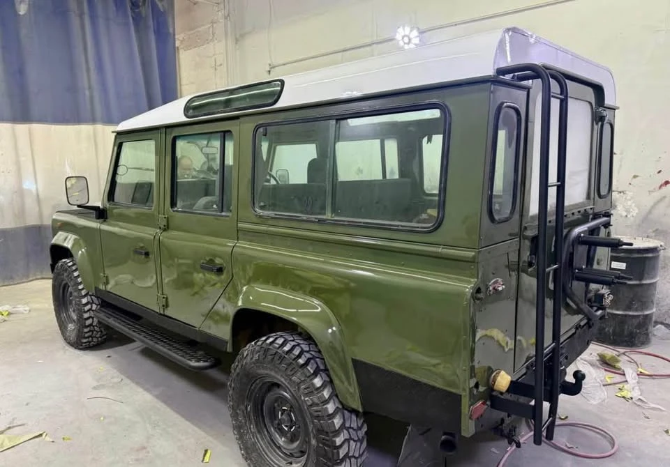 1995 Land Rover Defender 110 - Image 2 of 4