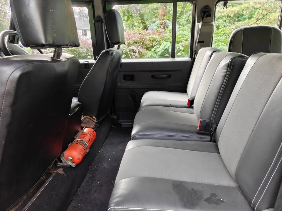 1995 Land Rover Defender 110 - Image 6 of 13