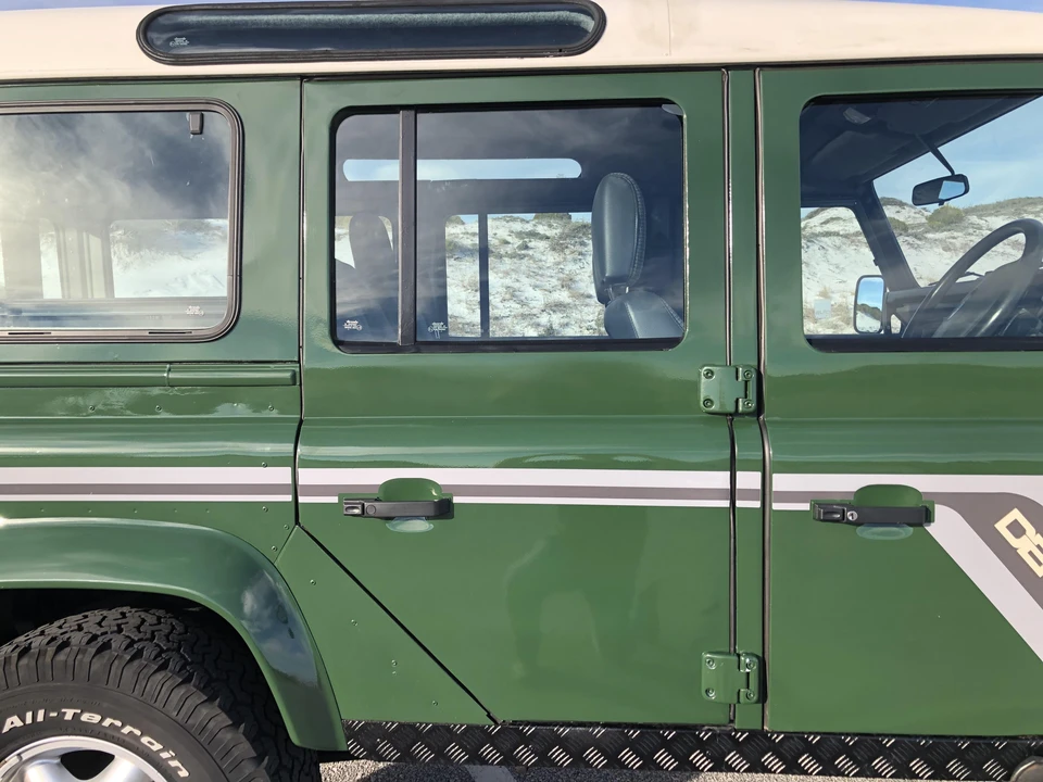 1995 Land Rover Defender 110 - Image 21 of 31