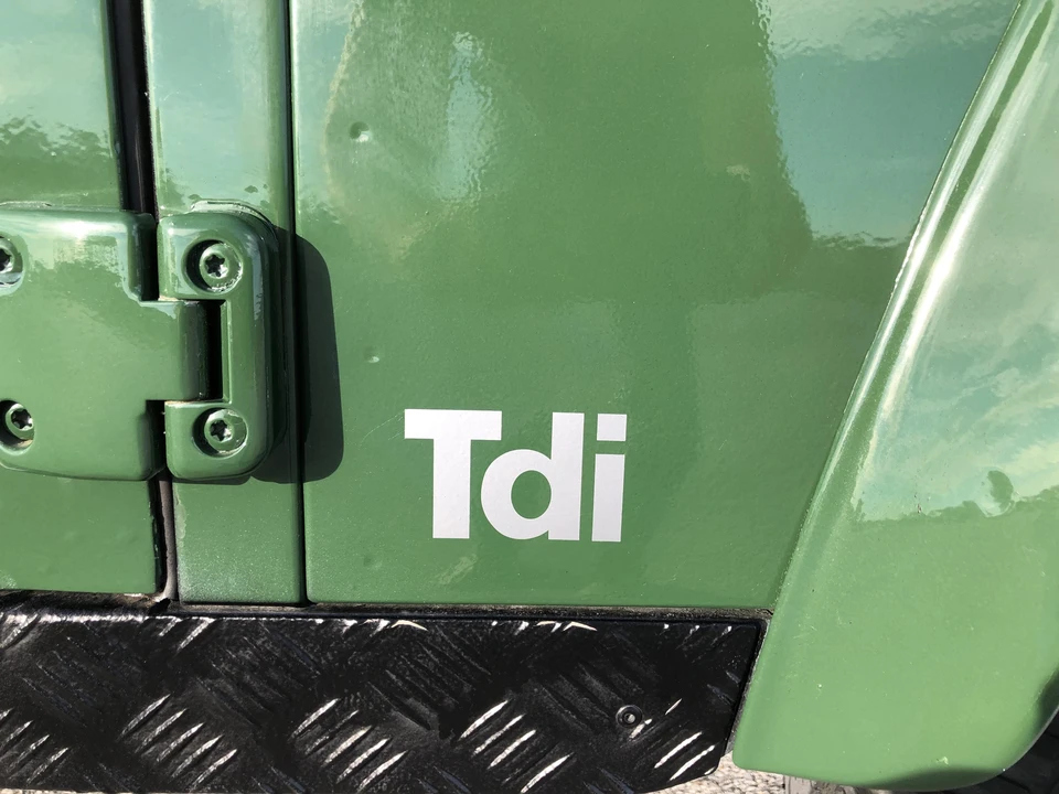 1995 Land Rover Defender 110 - Image 23 of 31