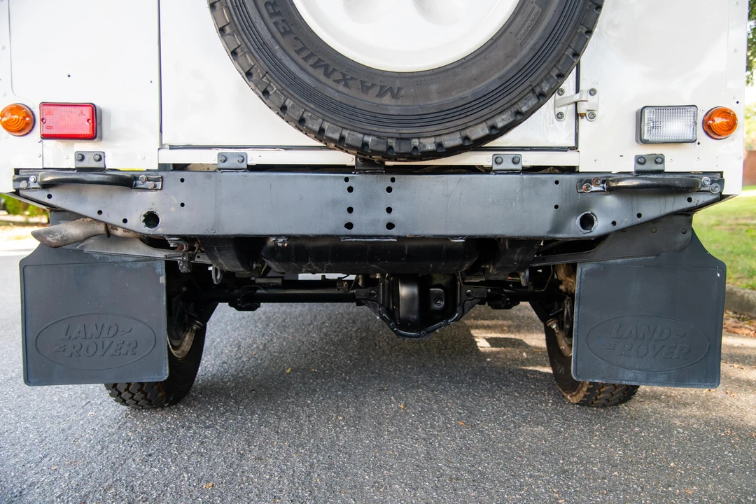 1995 Land Rover Defender 110 - Image 23 of 31
