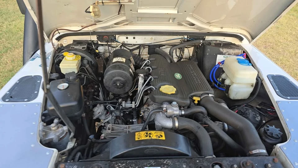 1995 Land Rover Defender 110 - Image 14 of 20