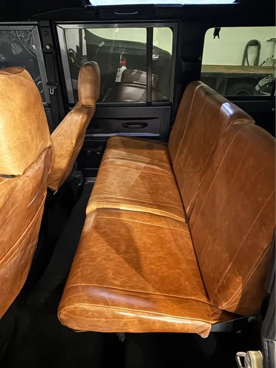 1995 Land Rover Defender 110 - Image 8 of 11