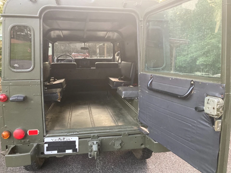 1995 Land Rover Defender 110 - Image 12 of 21