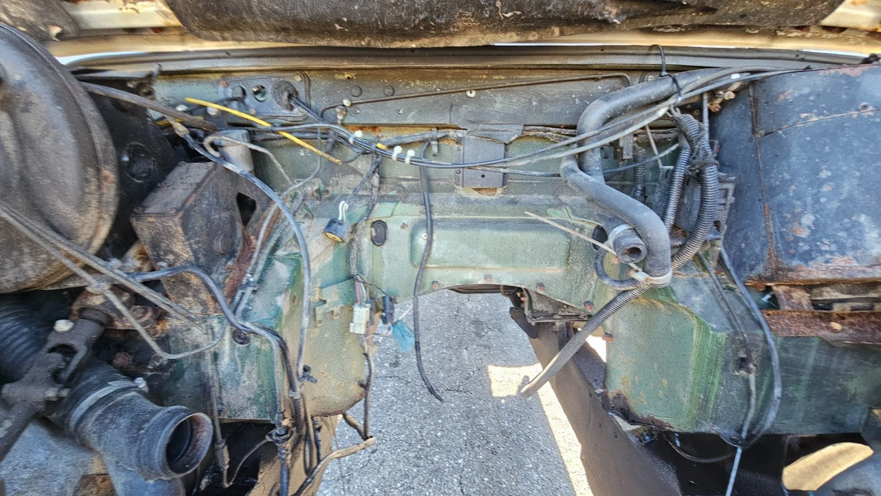 1995 Land Rover Defender 130 - Image 13 of 14