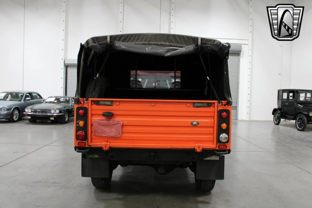 1995 Land Rover Defender 130 - Image 10 of 12