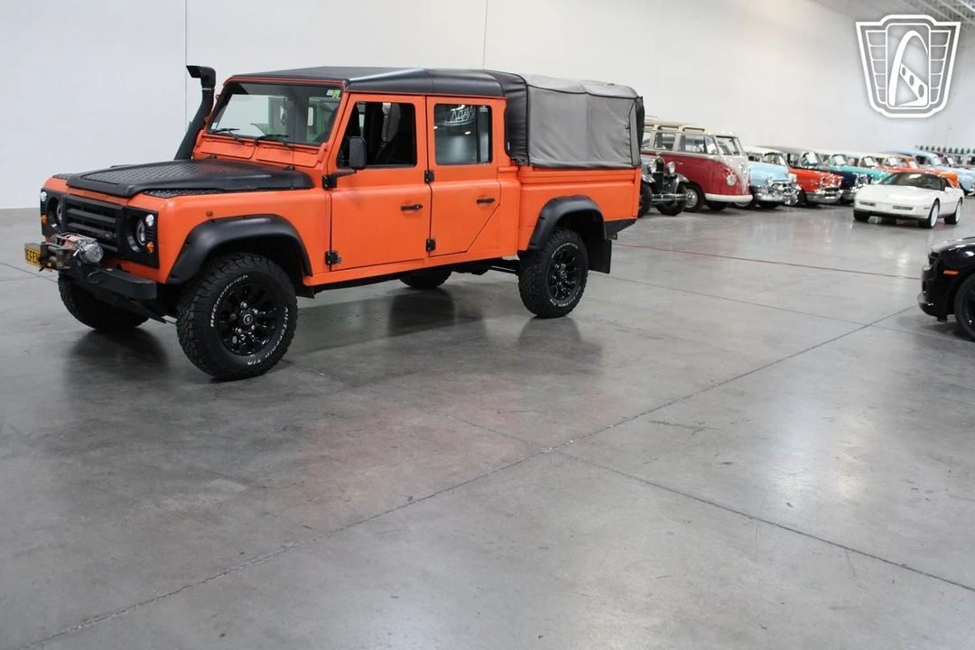 1995 Land Rover Defender 130 - Image 3 of 12