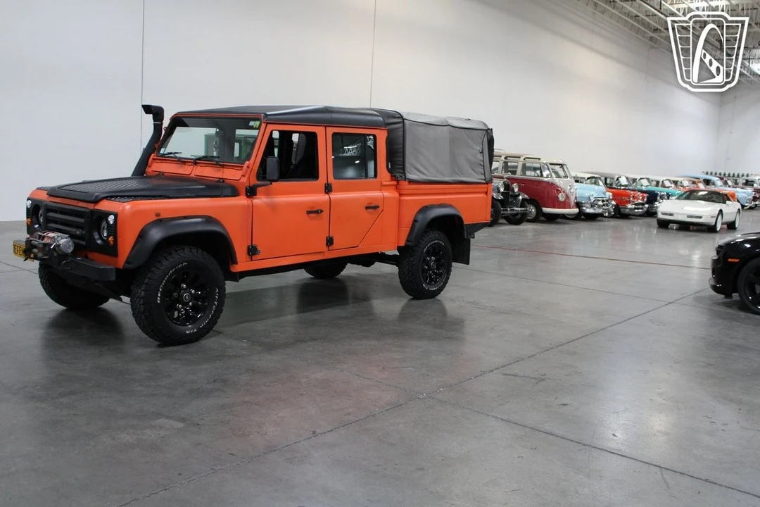 1995 Land Rover Defender 130 - Image 5 of 12