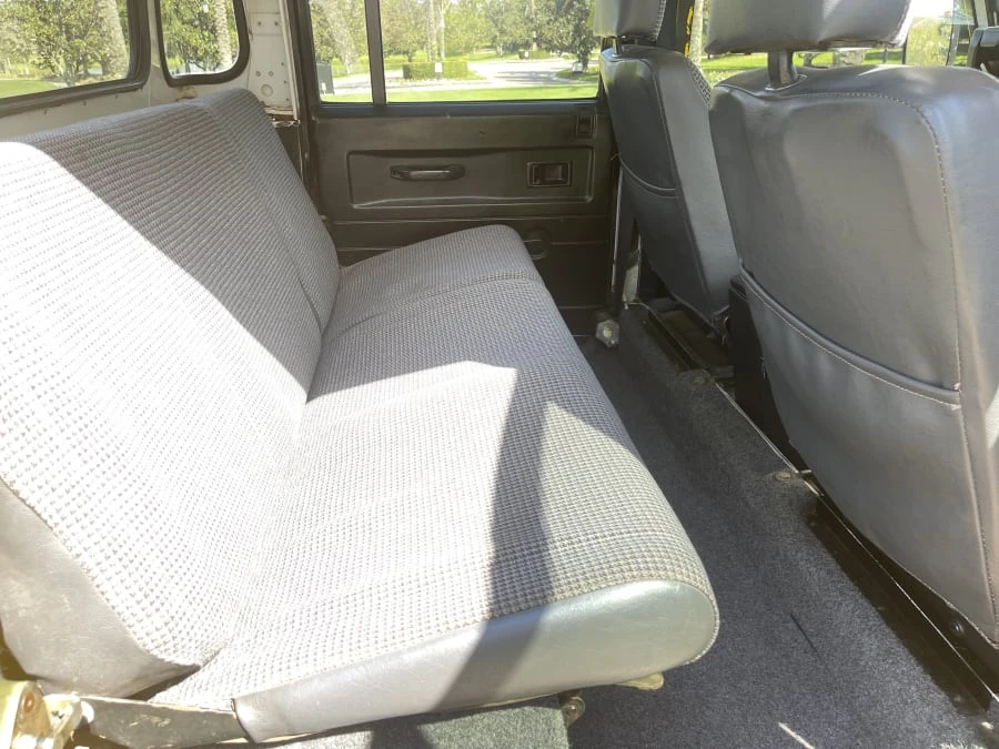 1995 Land Rover Defender 130 - Image 18 of 24