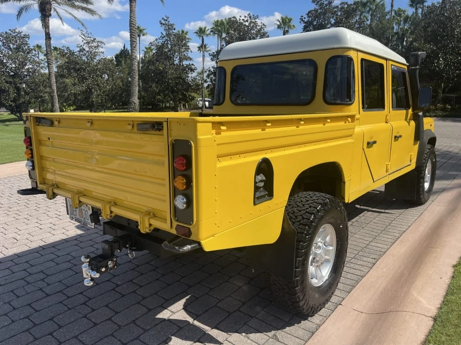 1995 Land Rover Defender 130 - Image 3 of 24