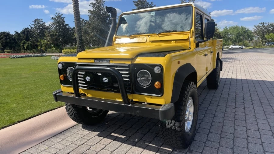 1995 Land Rover Defender 130 - Image 15 of 24