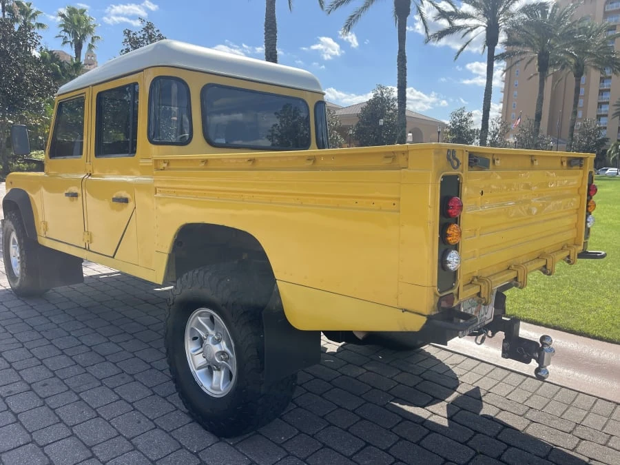 1995 Land Rover Defender 130 - Image 8 of 24