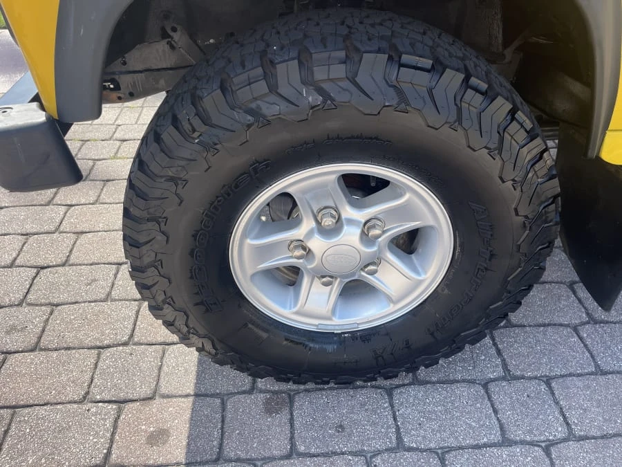 1995 Land Rover Defender 130 - Image 10 of 24