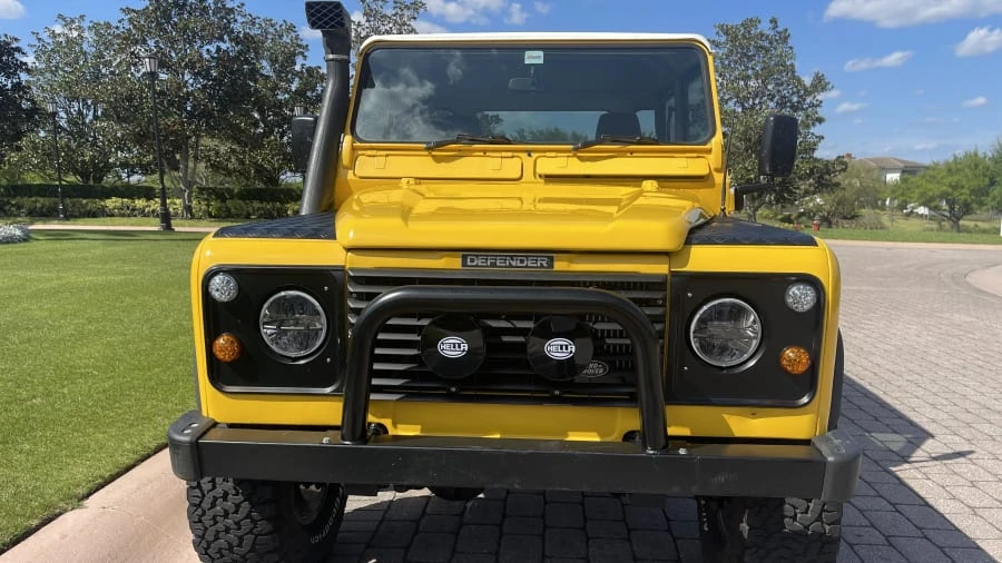 1995 Land Rover Defender 130 - Image 4 of 24