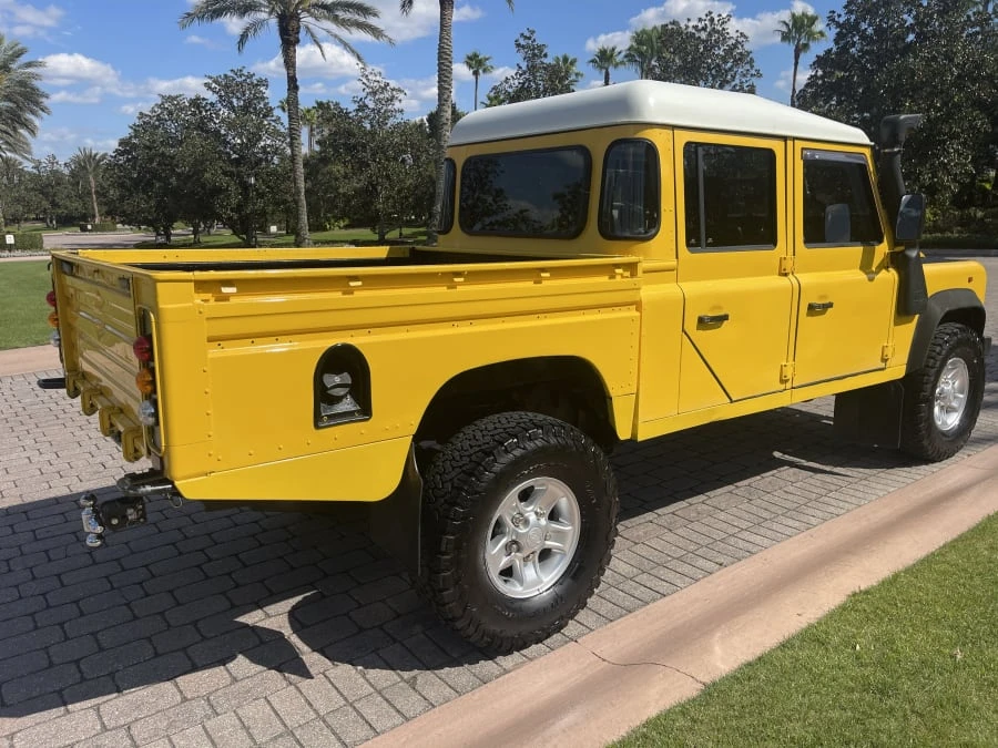 1995 Land Rover Defender 130 - Image 7 of 24
