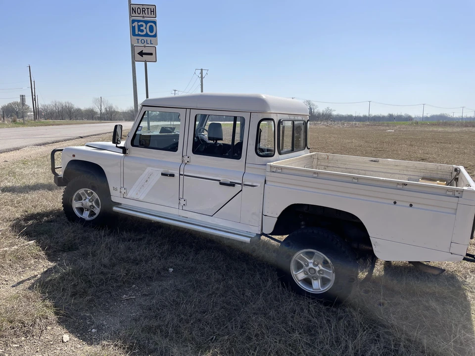 1995 Land Rover Defender 130 - Image 13 of 31