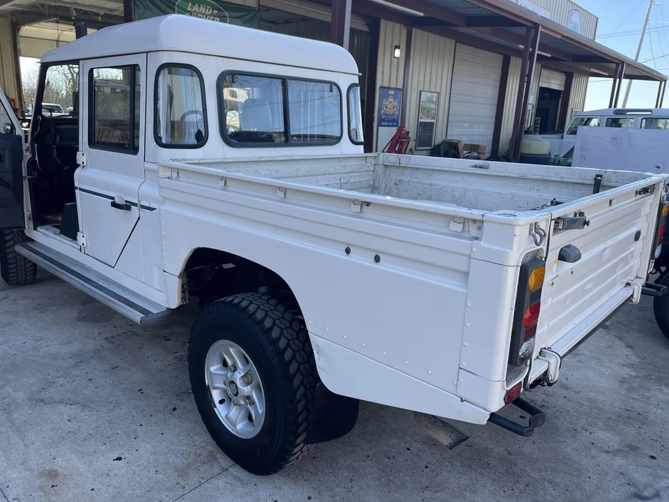 1995 Land Rover Defender 130 - Image 15 of 31