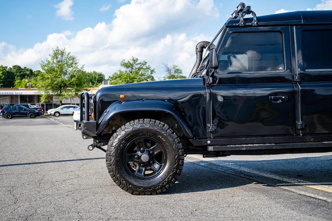 1995 Land Rover Defender 130 - Image 26 of 31
