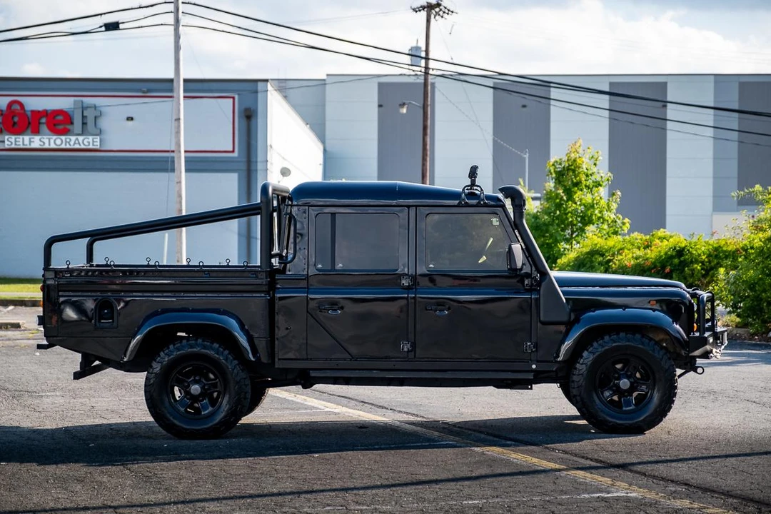 1995 Land Rover Defender 130 - Image 15 of 31