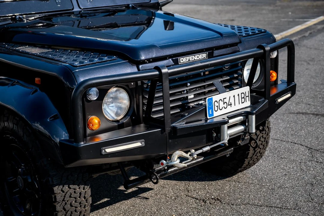 1995 Land Rover Defender 130 - Image 21 of 31