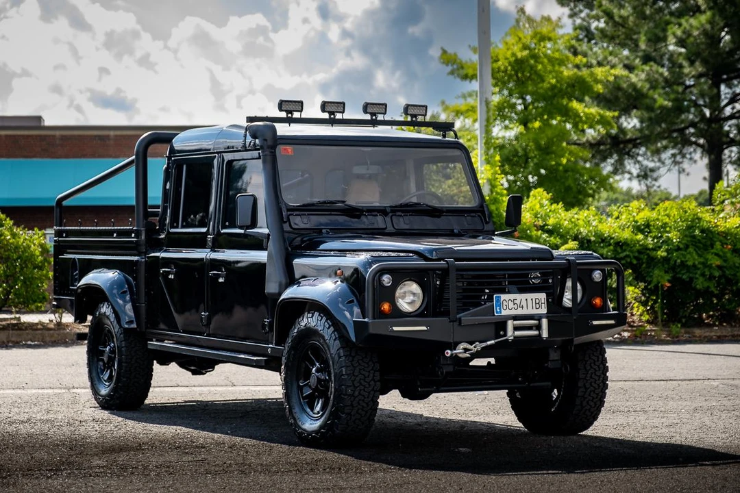 1995 Land Rover Defender 130 - Image 18 of 31