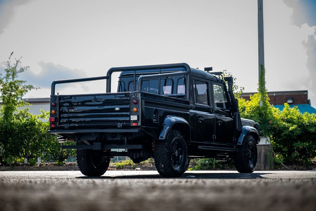 1995 Land Rover Defender 130 - Image 14 of 31