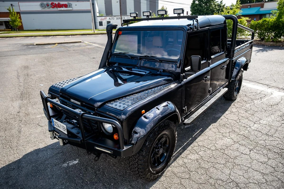 1995 Land Rover Defender 130 - Image 8 of 31