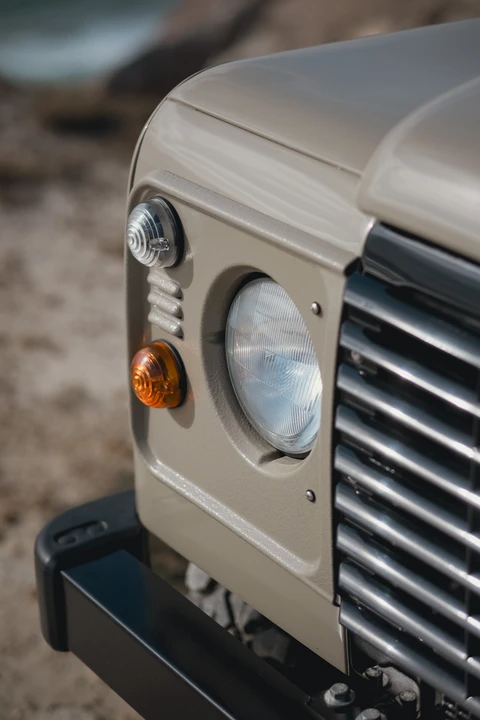 1995 Land Rover Defender 130 - Image 20 of 31