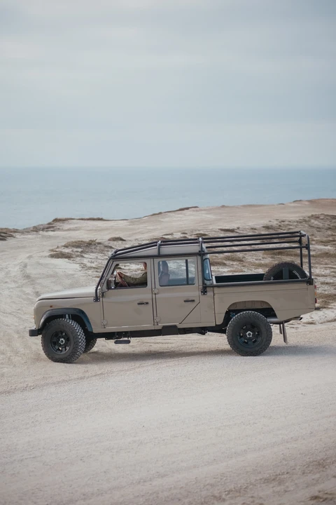1995 Land Rover Defender 130 - Image 18 of 31