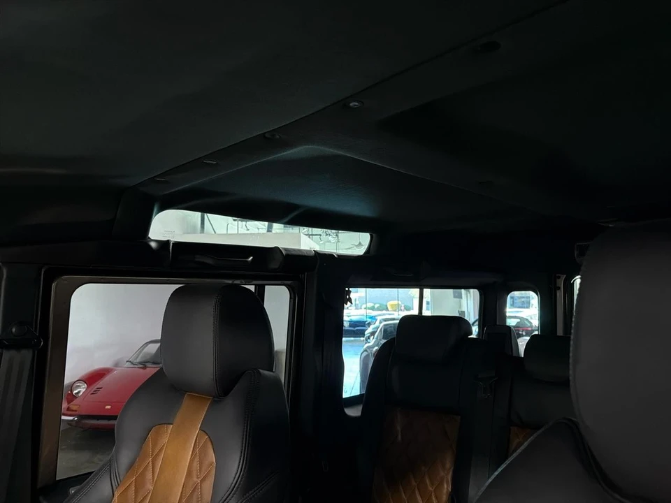 1995 Land Rover Defender 110 - Image 23 of 31