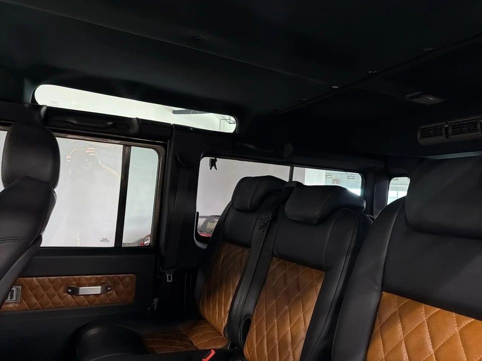 1995 Land Rover Defender 110 - Image 29 of 31