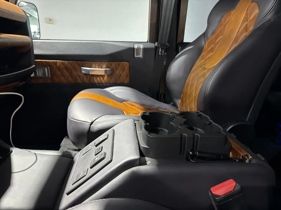 1995 Land Rover Defender 110 - Image 24 of 31