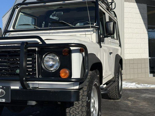 1995 Land Rover Defender 90 - Image 11 of 20
