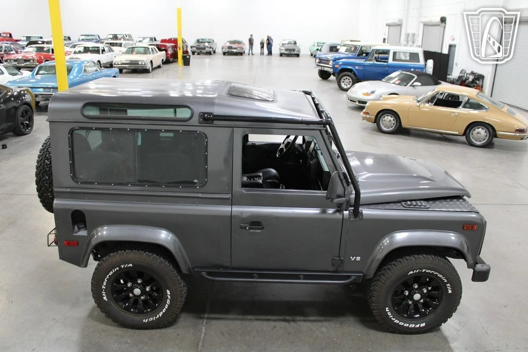 1995 Land Rover Defender 90 - Image 10 of 12