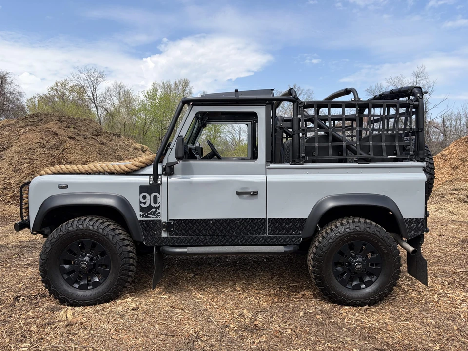 1995 Land Rover Defender 90 - Image 5 of 21