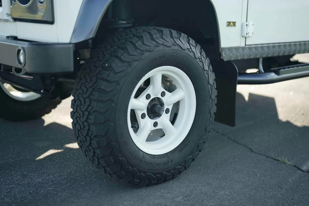 1995 Land Rover Defender 90 - Image 24 of 31