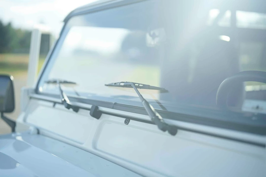1995 Land Rover Defender 90 - Image 19 of 31