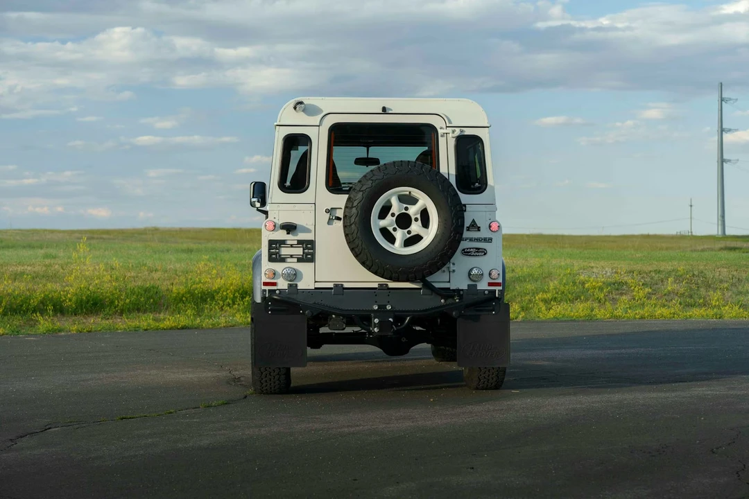 1995 Land Rover Defender 90 - Image 8 of 31
