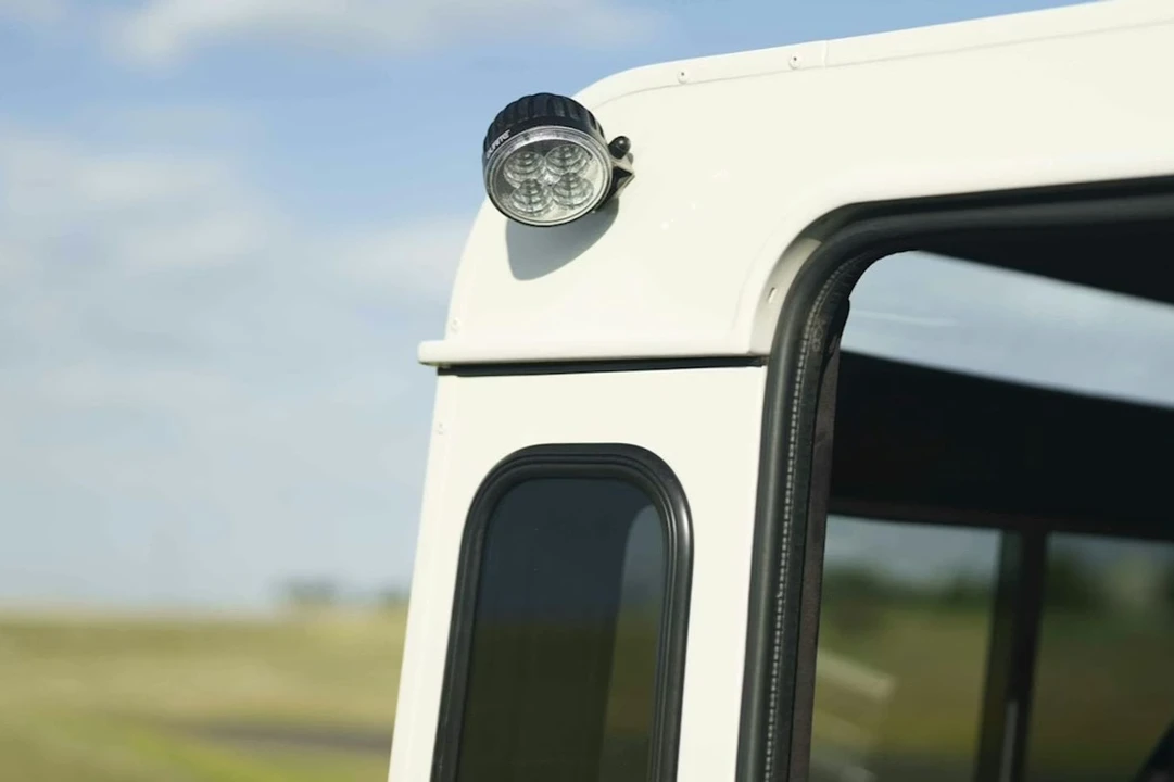 1995 Land Rover Defender 90 - Image 31 of 31