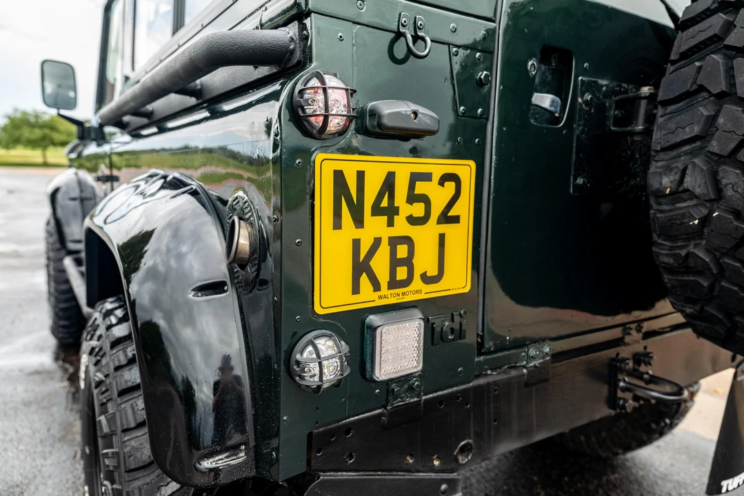 1995 Land Rover Defender 90 - Image 16 of 31