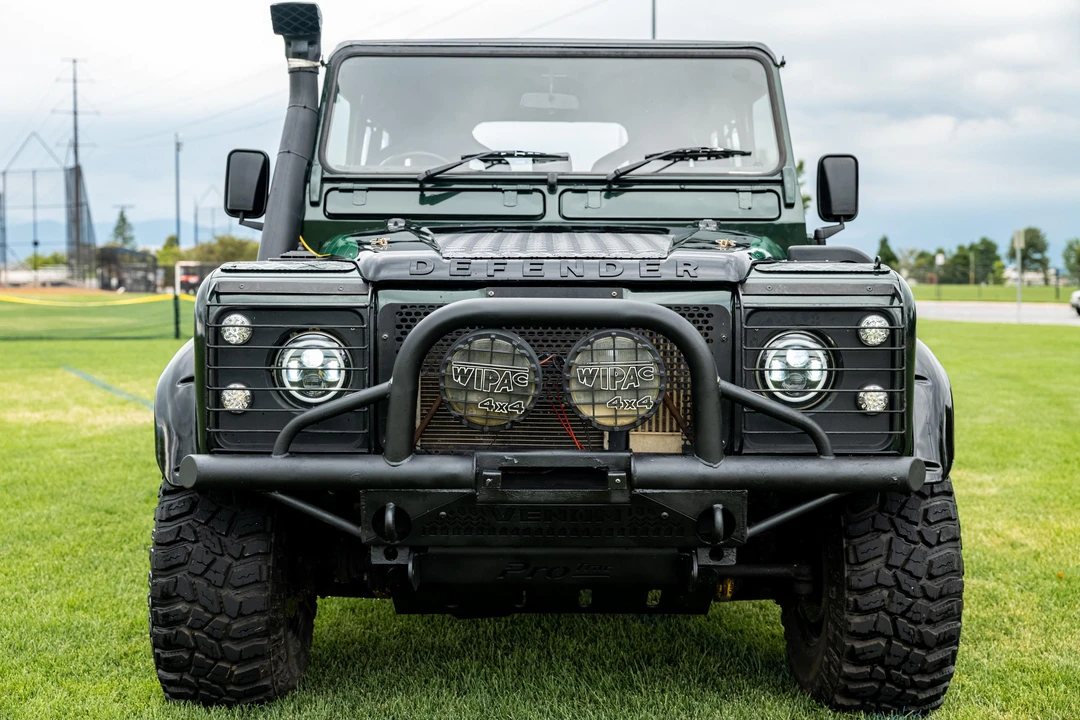1995 Land Rover Defender 90 - Image 2 of 31