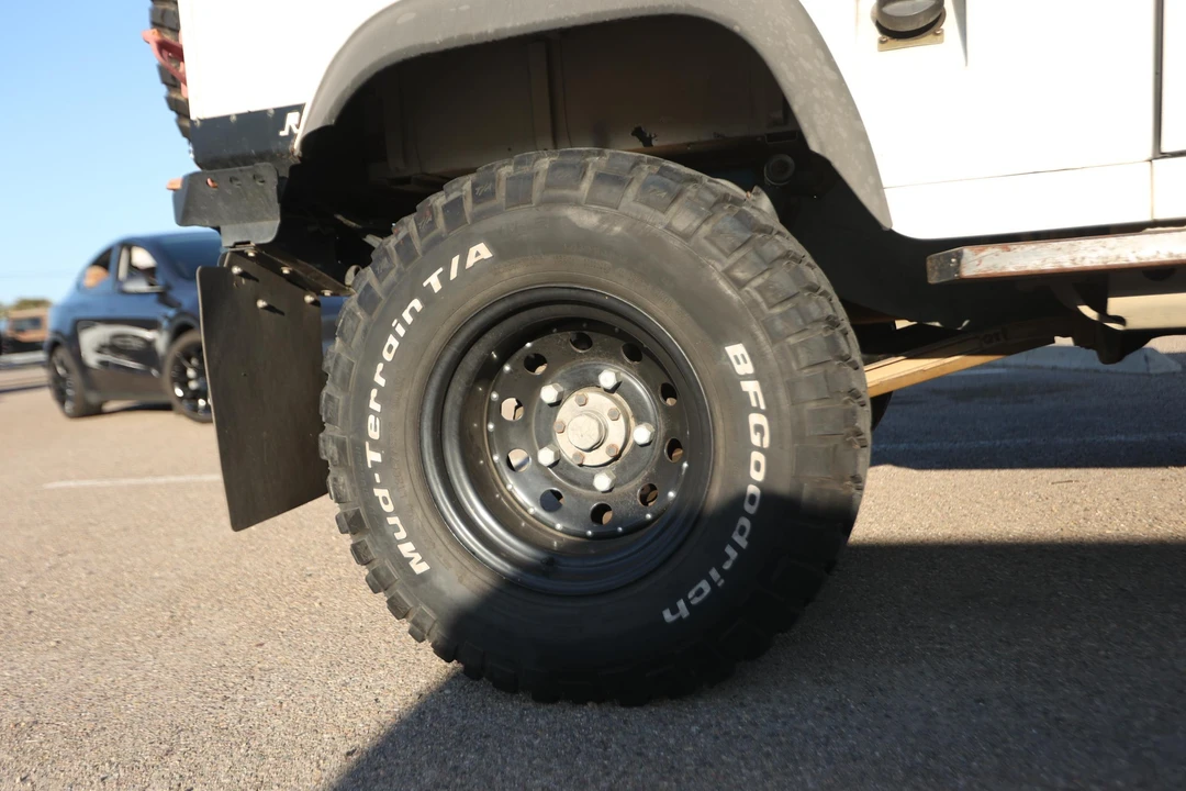 1995 Land Rover Defender 90 - Image 15 of 28