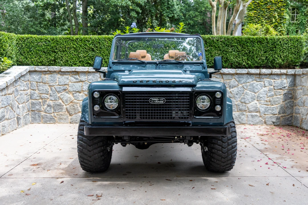 1995 Land Rover Defender 90 - Image 2 of 31