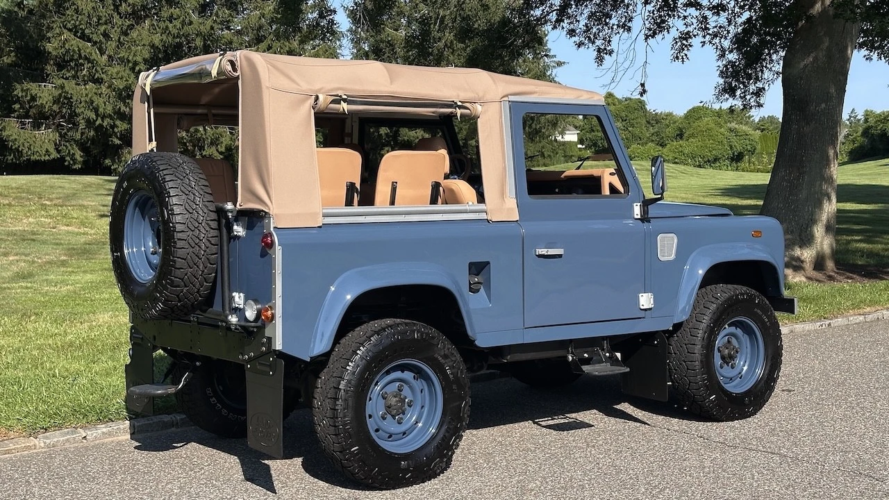 1995 Land Rover Defender 90 - Image 10 of 31
