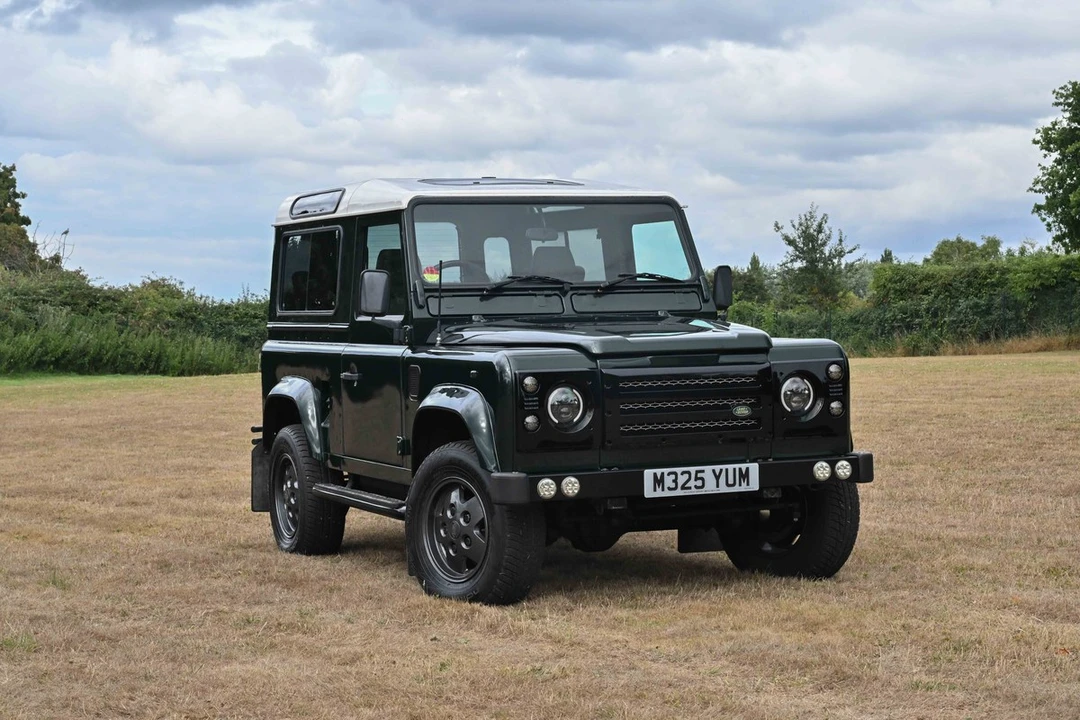 1995 Land Rover Defender 90 - Image 17 of 30