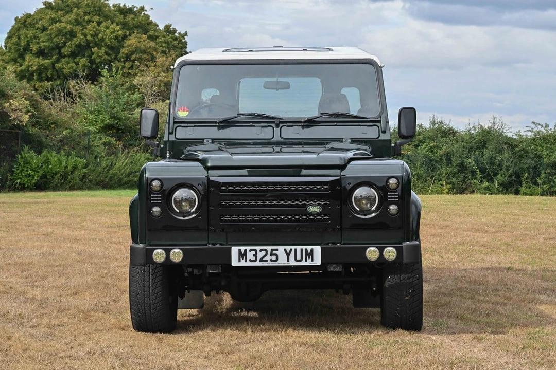 1995 Land Rover Defender 90 - Image 4 of 30