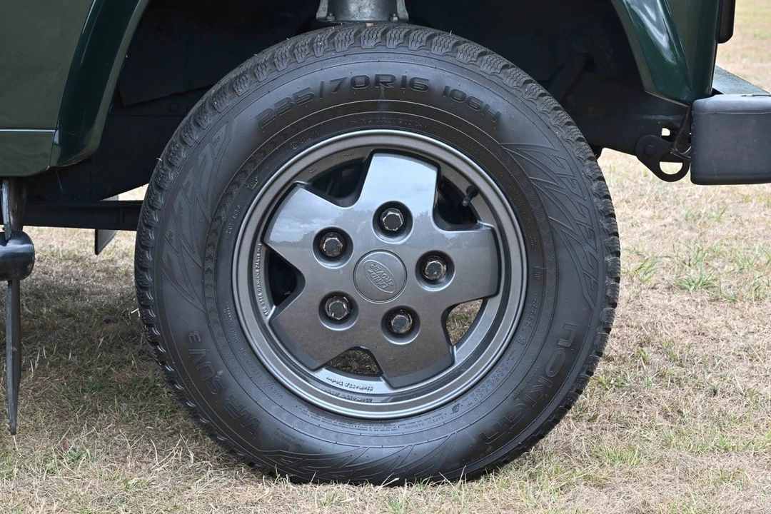 1995 Land Rover Defender 90 - Image 29 of 30