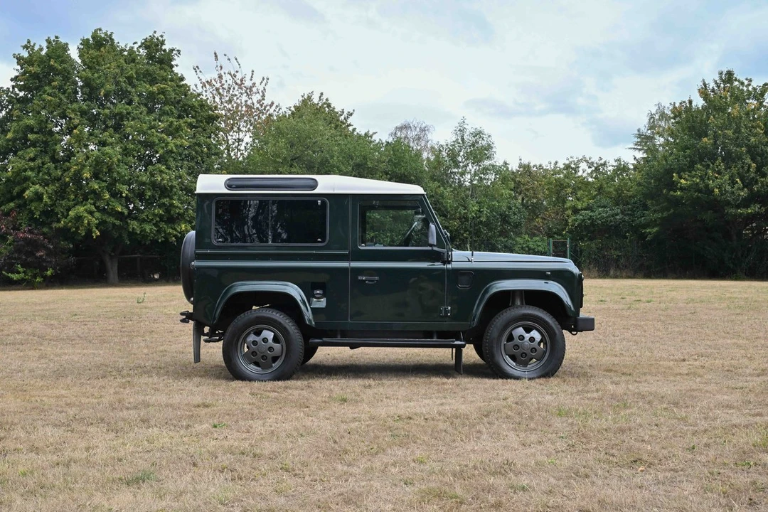 1995 Land Rover Defender 90 - Image 16 of 30
