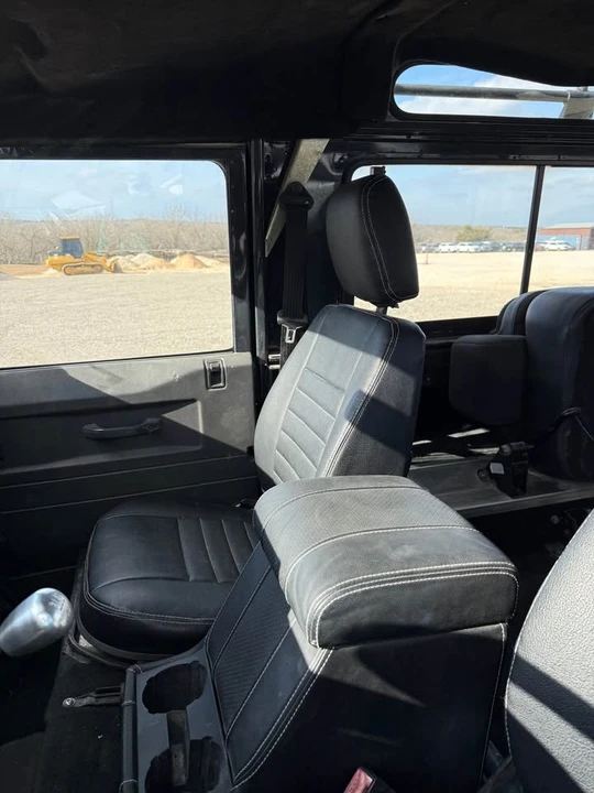 1995 Land Rover Defender 90 - Image 8 of 11