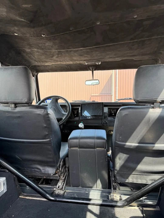 1995 Land Rover Defender 90 - Image 10 of 11